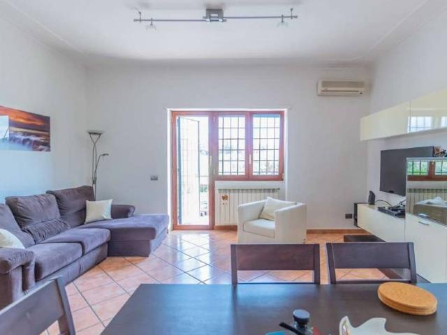 Appartamento in vendita a Fiumicino RM