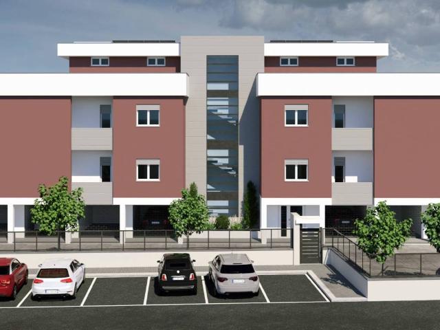 Appartamento in vendita a Fiumicino RM