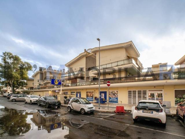 Appartamento in vendita a Fiumicino RM