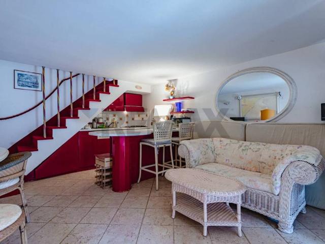 Appartamento in vendita a Fiumicino RM