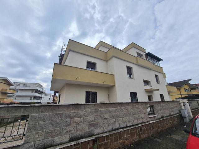 Appartamento in vendita a Fiumicino RM