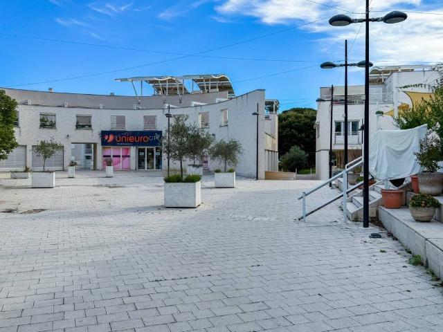 Appartamento in vendita a Fiumicino RM