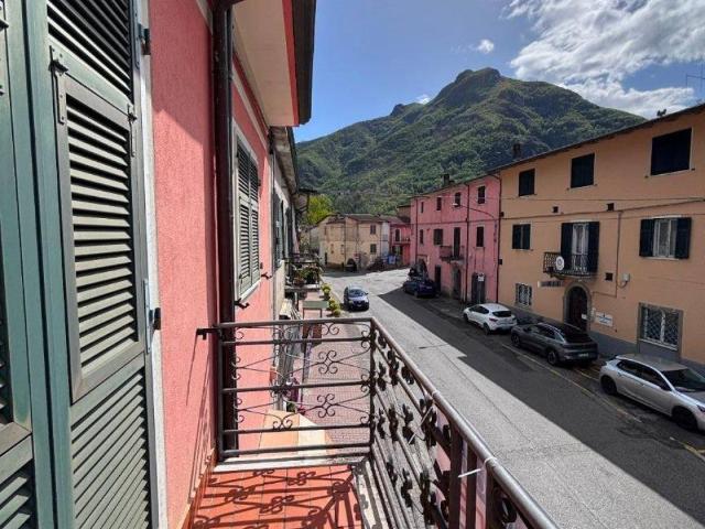 Appartamento in vendita a Fivizzano MS