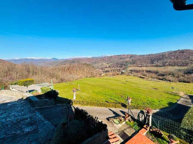 Appartamento in vendita a Fivizzano MS