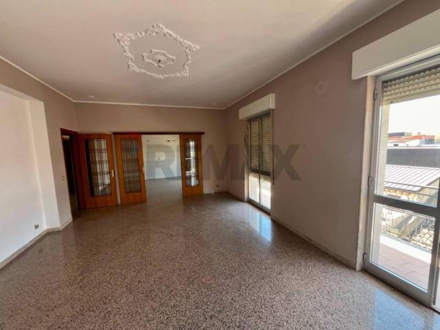 Appartamento in vendita a Floridia SR