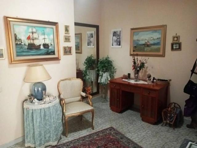 Appartamento in vendita a Floridia SR
