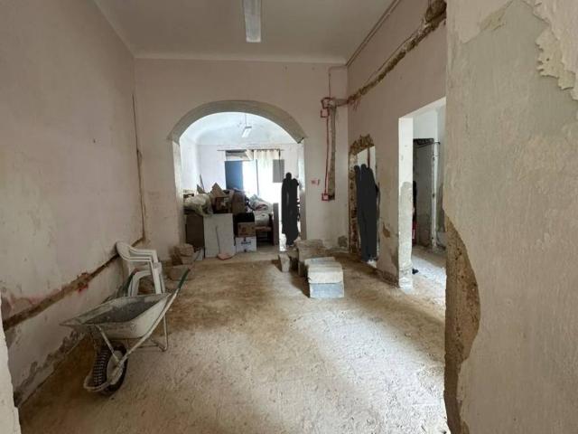 Appartamento in vendita a Floridia SR