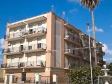 Appartamento in vendita a Floridia SR