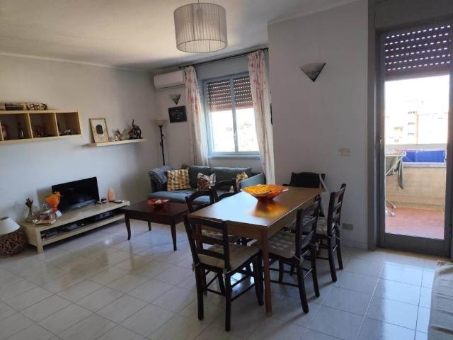 Appartamento in vendita a Floridia SR
