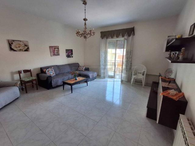 Appartamento in vendita a Floridia SR