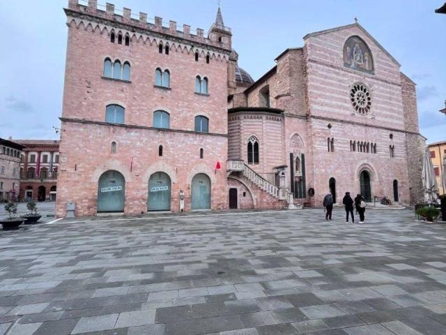 Appartamento in vendita a Foligno PG