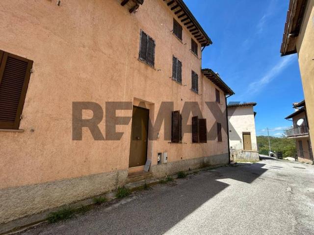 Appartamento in vendita a Foligno PG