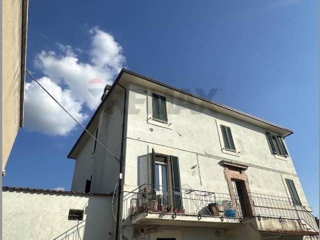 Appartamento in vendita a Foligno PG