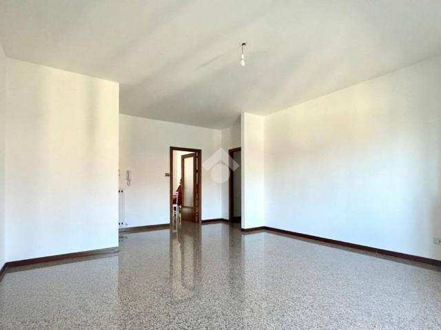 Appartamento in vendita a Folignano AP