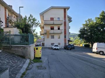 Appartamento in vendita a Folignano AP