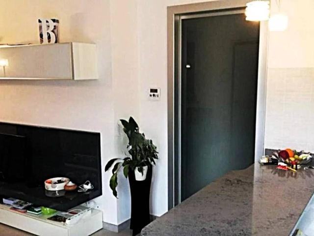 Appartamento in vendita a Follo SP