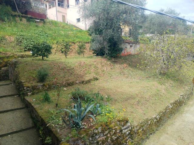 Appartamento in vendita a Follo SP