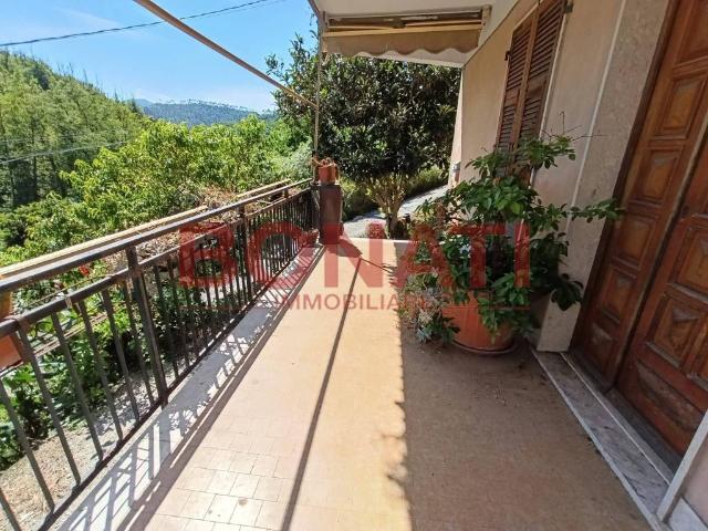 Villetta a schiera in vendita a Follo SP