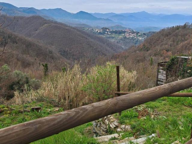 Appartamento in vendita a Fosdinovo MS