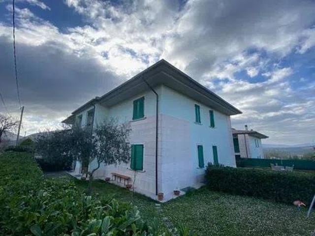 Appartamento in vendita a Fossato di Vico PG