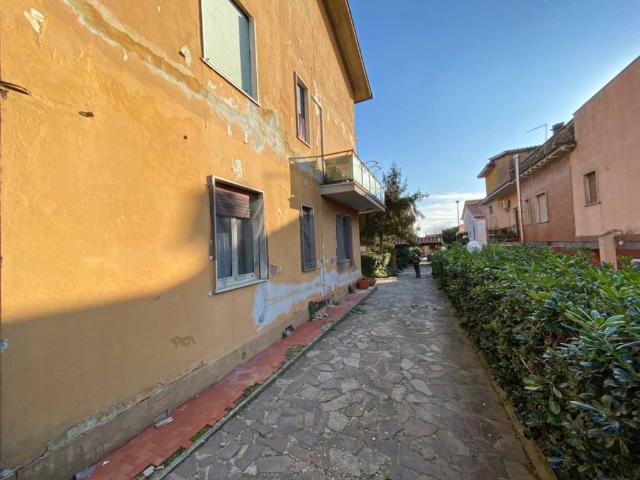 Appartamento in vendita a Formello RM