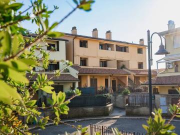 Appartamento in vendita a Formello RM