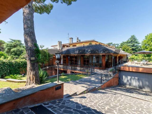 Appartamento in vendita a Formello RM