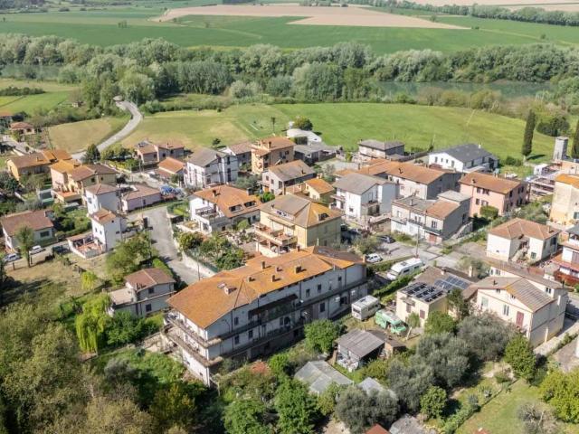 Appartamento in vendita a Forano RI