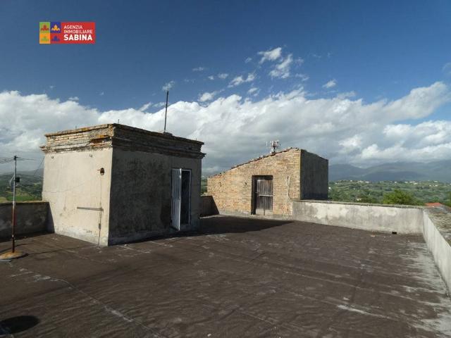 Appartamento in vendita a Forano RI