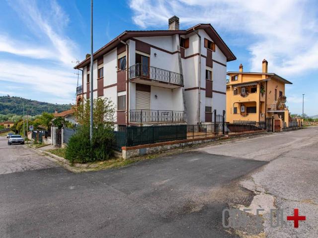 Appartamento in vendita a Forano RI