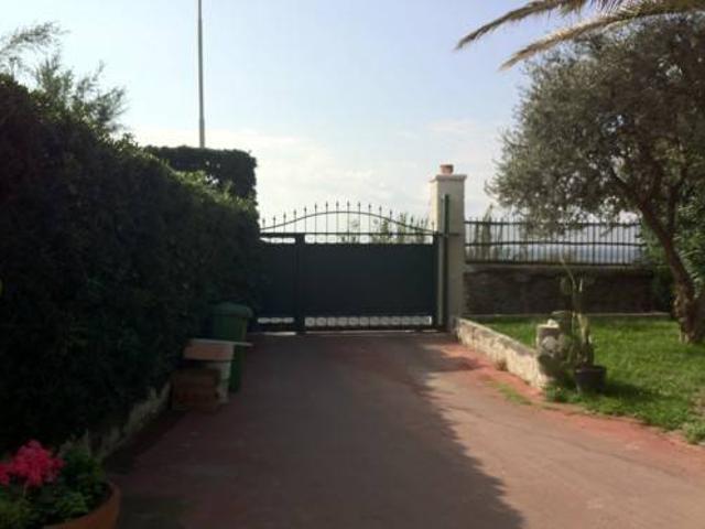 Appartamento in vendita a Forio NA