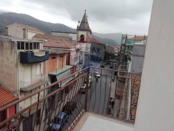 Appartamento in vendita a Francavilla di Sicilia ME