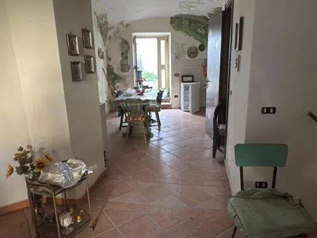 Appartamento in vendita a Frasso Telesino BN