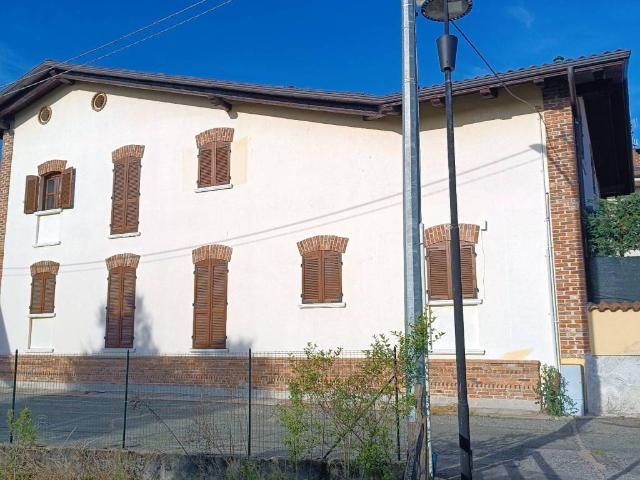 Appartamento in vendita a Front TO