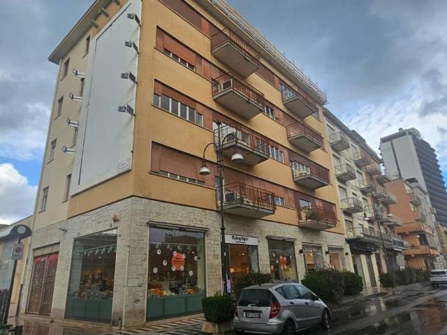 Appartamento in vendita a Frosinone FR