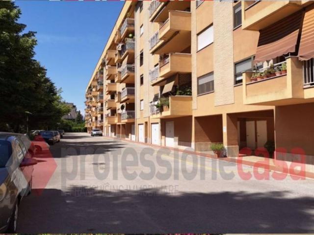 Appartamento in vendita a Frosinone FR