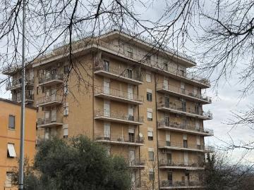 Appartamento in vendita a Frosinone FR