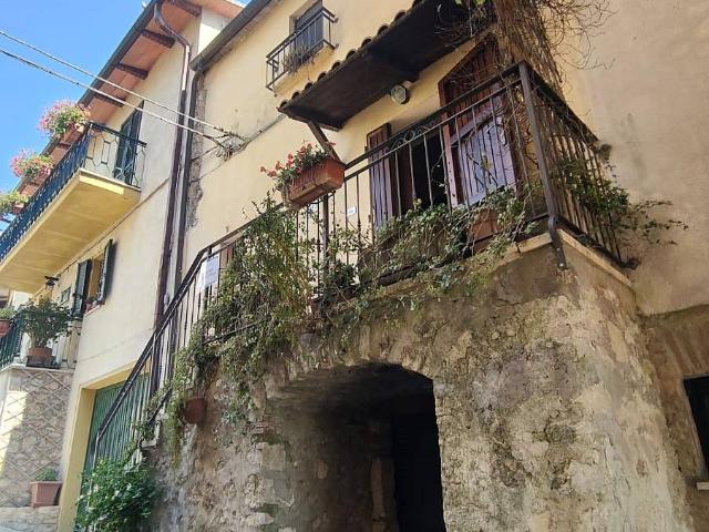 Appartamento in vendita a Guardea, Frattuccia