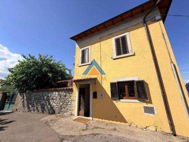 Appartamento in vendita a Guardea TR