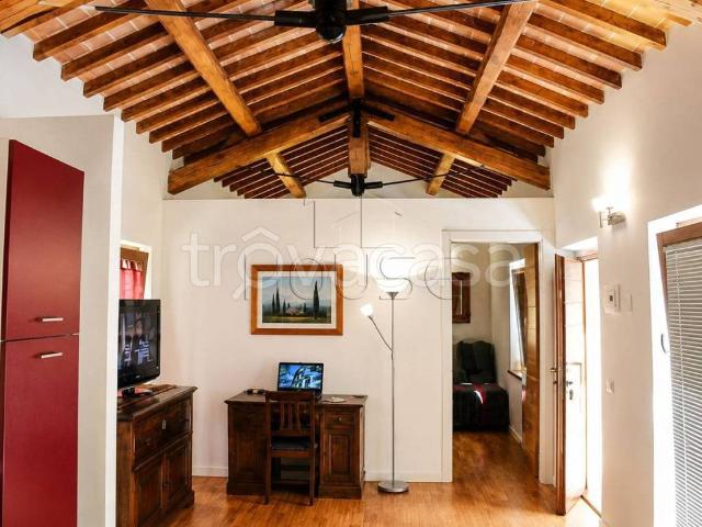 Appartamento in vendita a Gubbio via di Giove Pennino