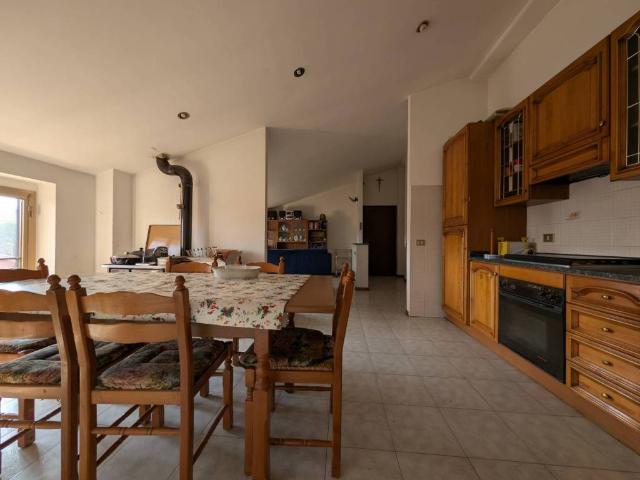 Appartamento in vendita a Gubbio PG