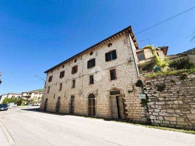Appartamento in vendita a Gubbio PG