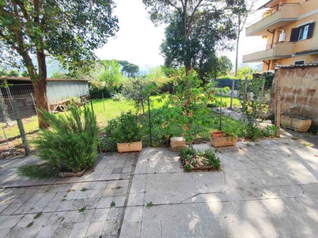 Appartamento in vendita a Guidonia Montecelio RM