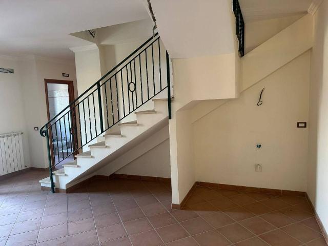 Appartamento in vendita a Guidonia Montecelio RM