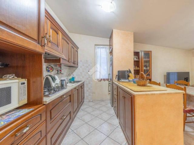 Appartamento in vendita a Guidonia Montecelio RM