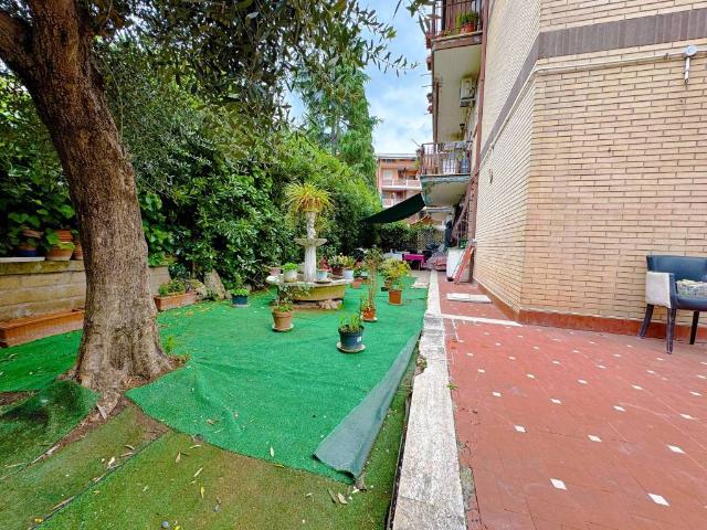 Appartamento in vendita a Guidonia Montecelio RM