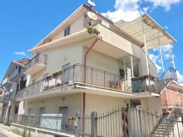 Appartamento in affitto a Guidonia Montecelio RM