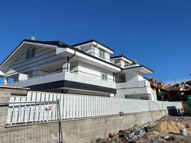 Appartamento in vendita a Guidonia Montecelio RM