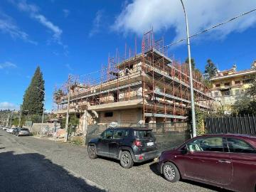 Appartamento in vendita a Guidonia Montecelio RM
