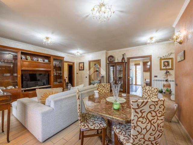 Appartamento in vendita a Guidonia Montecelio RM